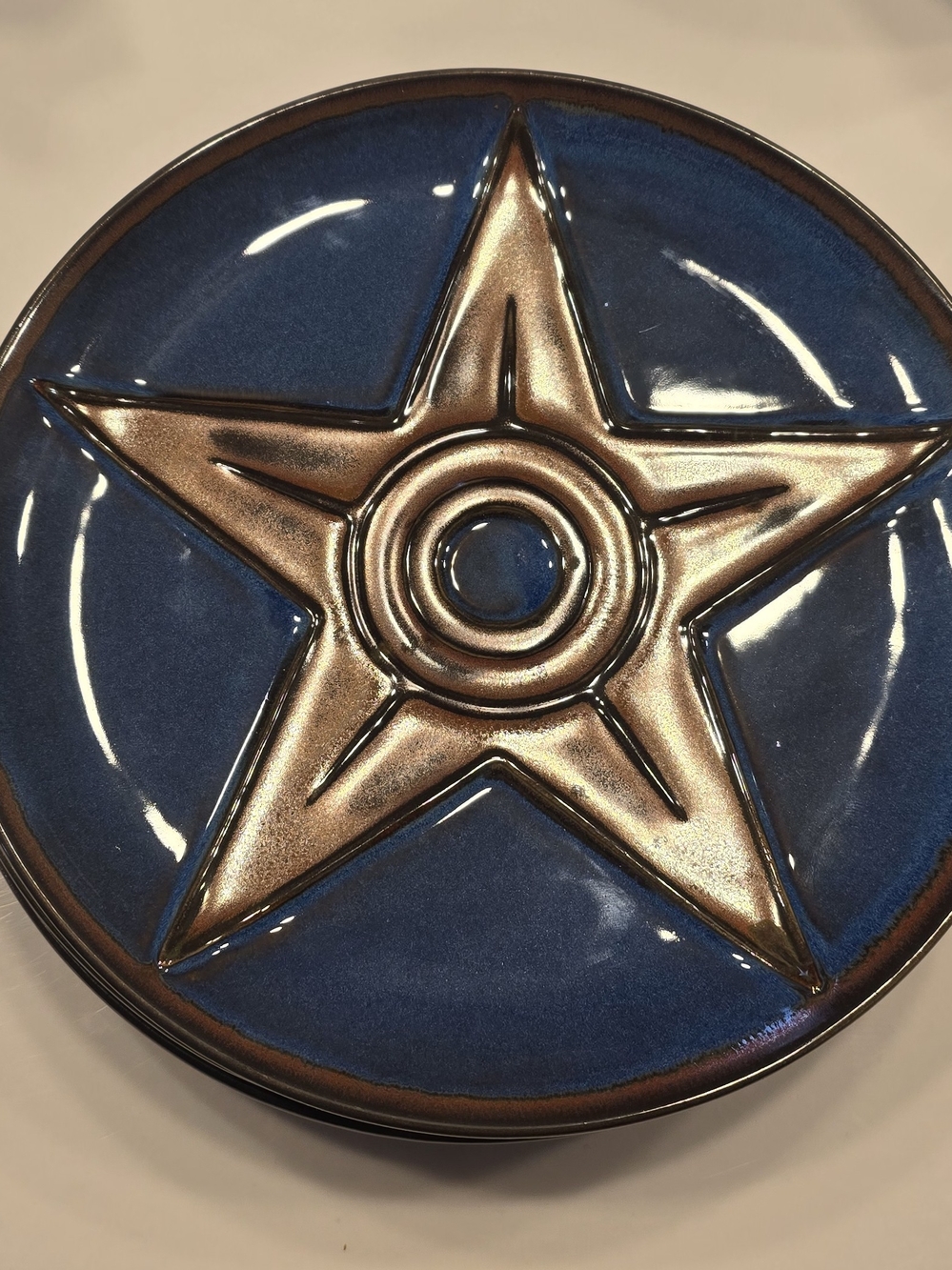 Montana Silversmiths Blue Ceramic Plate with Metallic Bronze Star